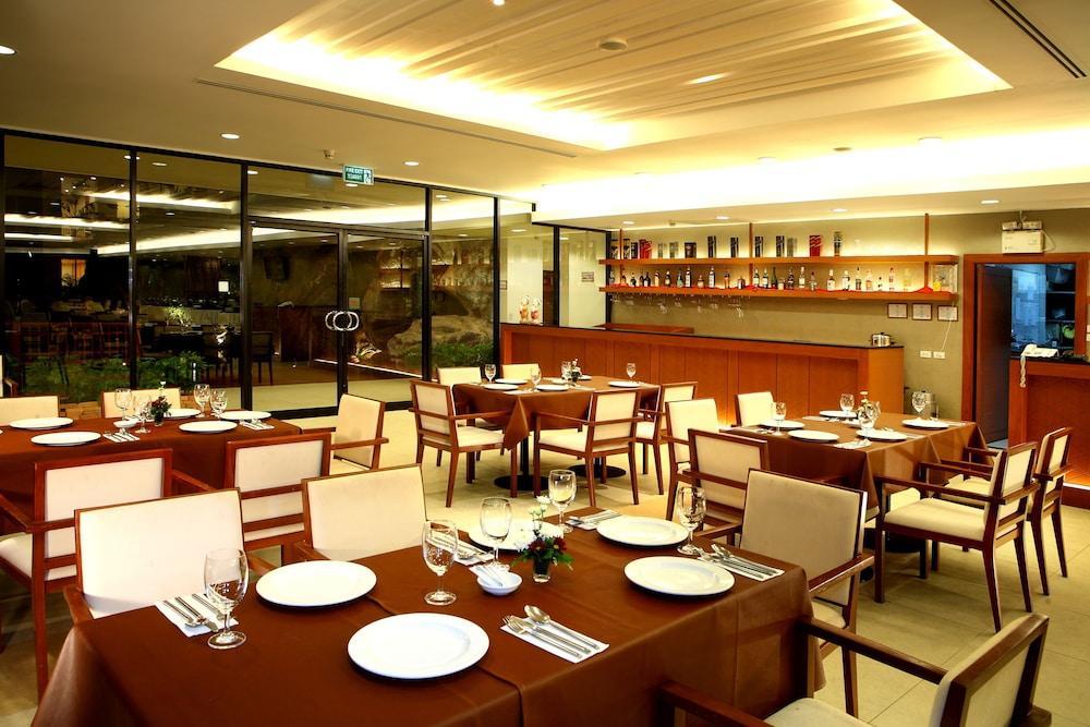 Alpine Golf Resort Chiang Mai Banhuajszajnua Kültér fotó