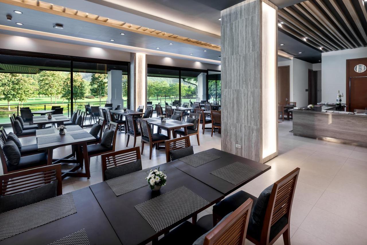 Alpine Golf Resort Chiang Mai Banhuajszajnua Kültér fotó