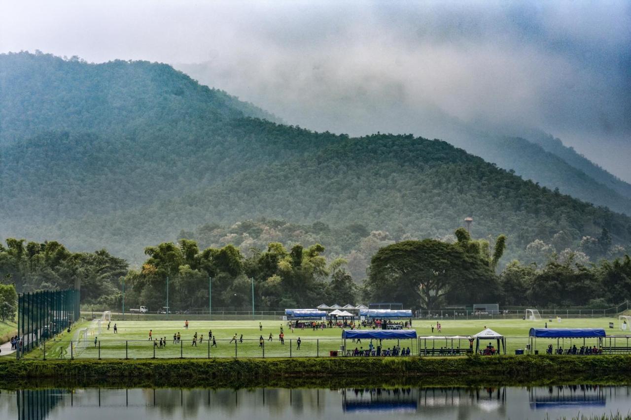 Alpine Golf Resort Chiang Mai Banhuajszajnua Kültér fotó