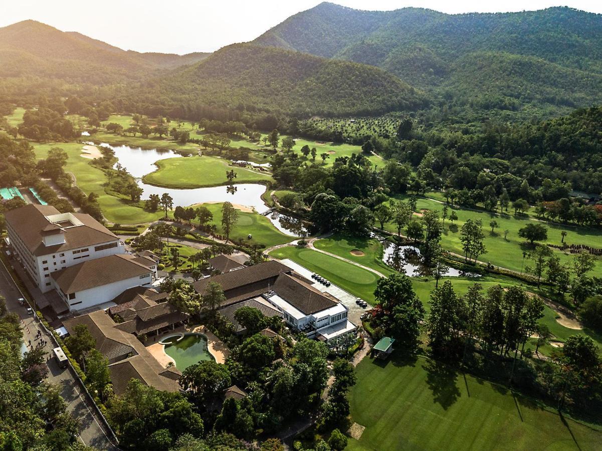 Alpine Golf Resort Chiang Mai Banhuajszajnua Kültér fotó