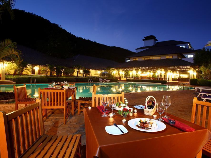 Alpine Golf Resort Chiang Mai Banhuajszajnua Kültér fotó